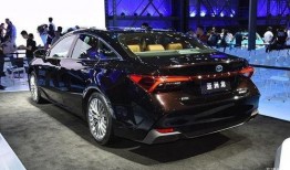 亚洲龙新款爆料最新消息,揭秘新款车型亮点与性能革新